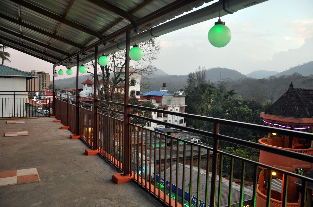 Quadriya Palace Thekkady Ngoại thất bức ảnh